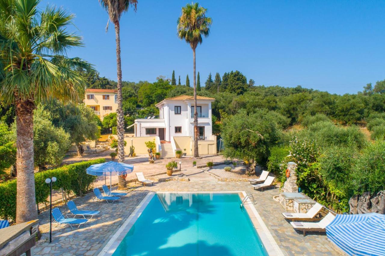 Villa Lianolia Peritheia Dış mekan fotoğraf
