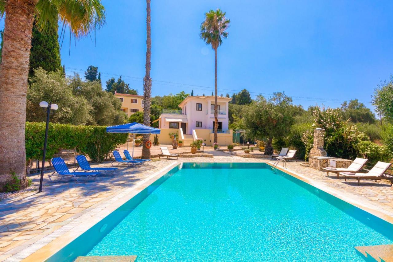 Villa Lianolia Peritheia Dış mekan fotoğraf