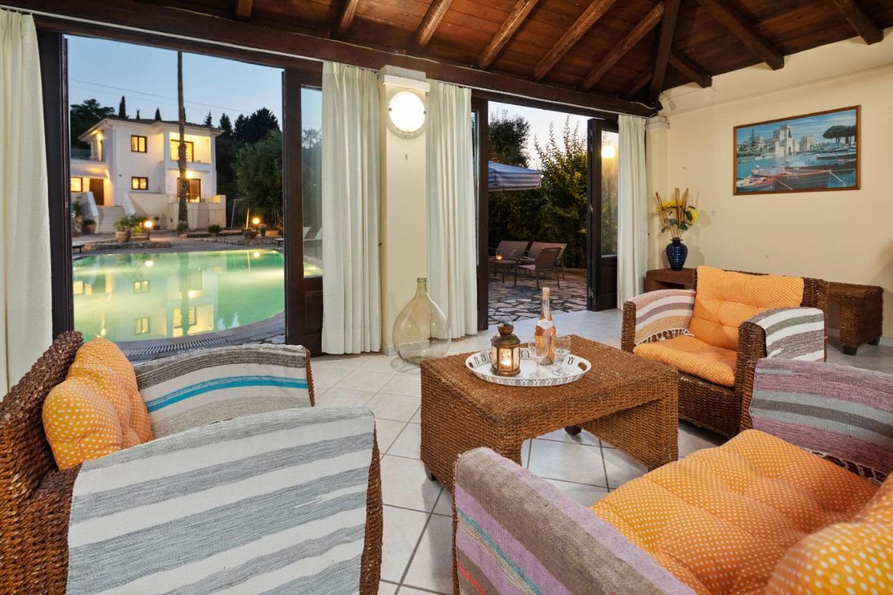 Villa Lianolia Peritheia Dış mekan fotoğraf