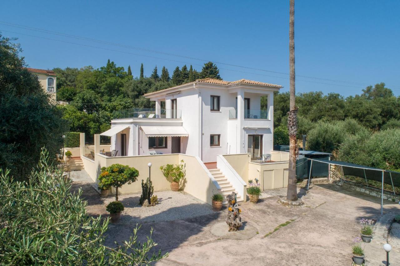Villa Lianolia Peritheia Dış mekan fotoğraf