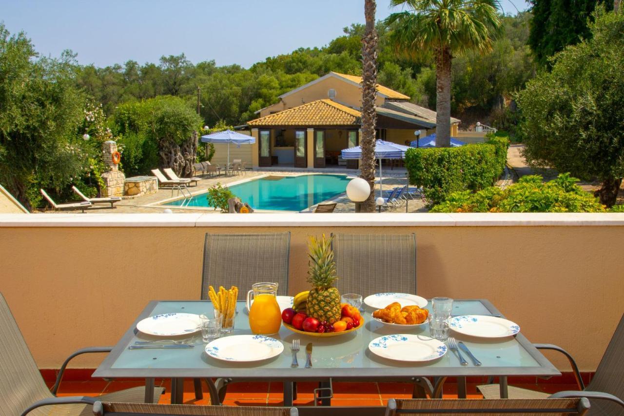 Villa Lianolia Peritheia Dış mekan fotoğraf